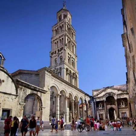 斯帕拉廷公寓 斯普利特